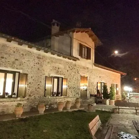 Spacious House In With Terrace And Bbq Ogassa