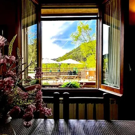 Holiday home Spacious House In With Terrace And Bbq *
