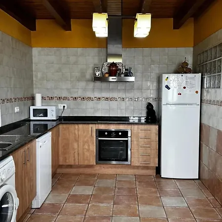 Spacious House In With Terrace And Bbq Ogassa